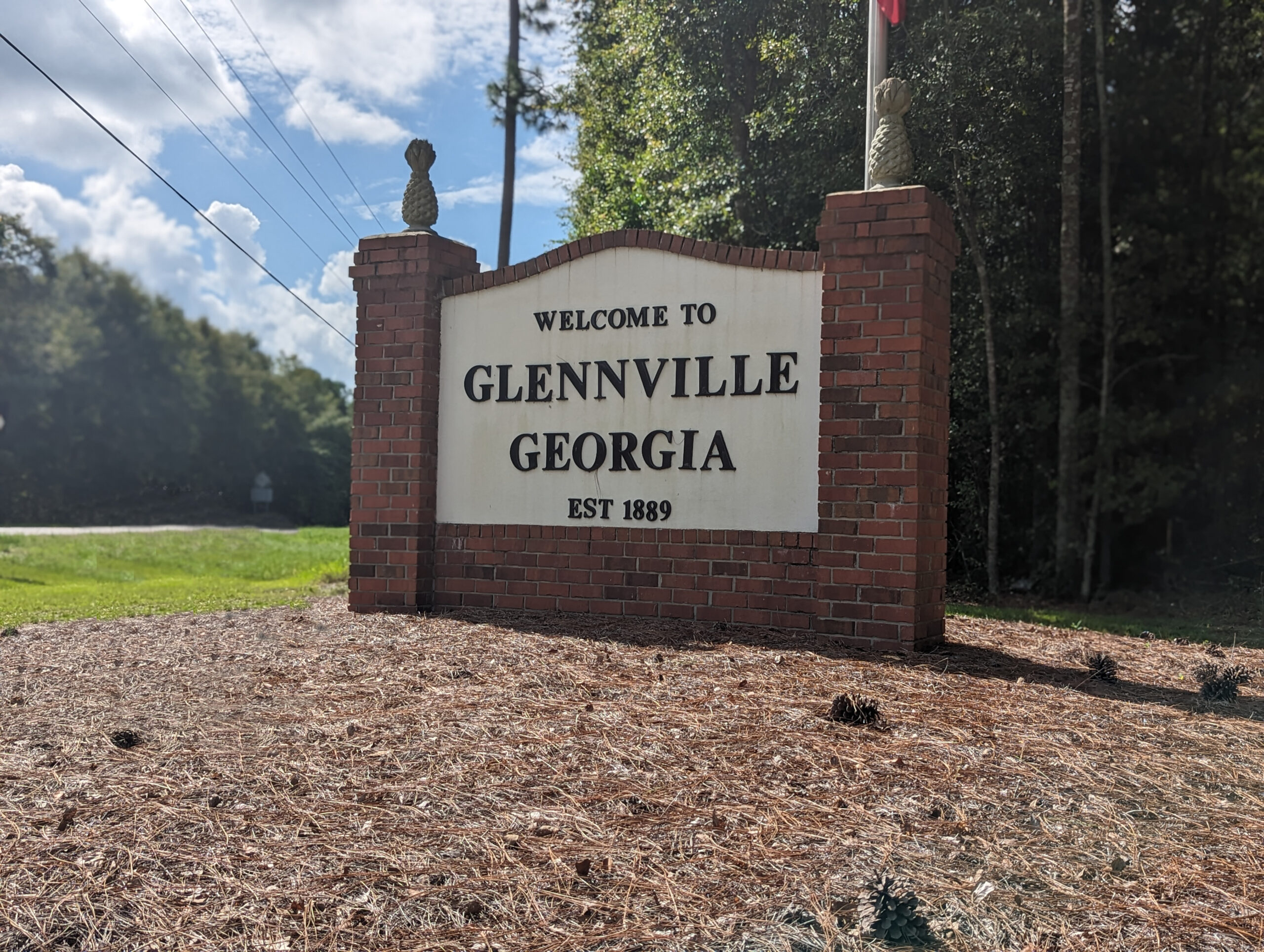 Welcome to Glennvillle Georgia brick sign